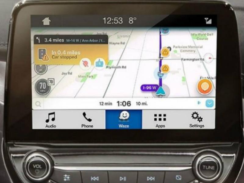 Waze users can view navigation instructions on all Ford models equipped with SYNC App.