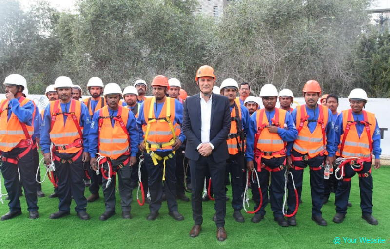 State Comptroller Slams Government Failures in Bringing Foreign Workers to Construction Sector State Comptroller Slams Government Failures in Bringing Foreign Workers to Construction Sector