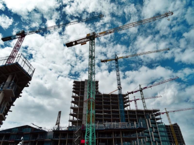 The volume of construction starts in the 12 months until March 2020 decreased by 2.3% 