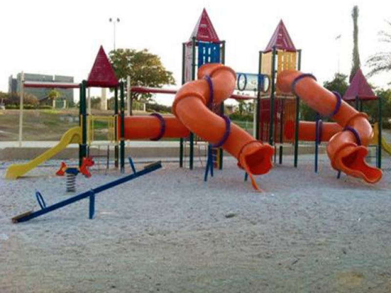 The government approved the opening of public gardens and the use of the fitness facilities there The government approved the opening of public gardens and the use of the fitness facilities there