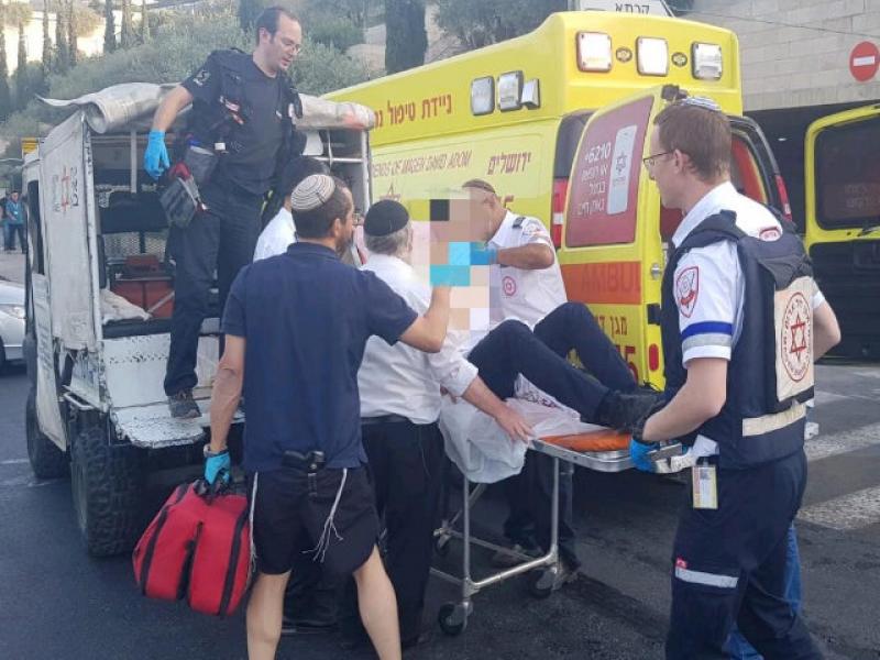 Double stabbing attack: an Israeli was seriously wounded near Damascus Gate in Jerusalem