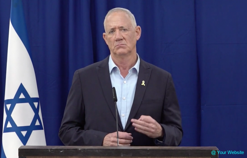 Ganz Calls on Netanyahu, Lapid, and Lieberman to Join Emergency "Prisoner Redemption Government" Ganz Calls on Netanyahu, Lapid, and Lieberman to Join Emergency "Prisoner Redemption Government"