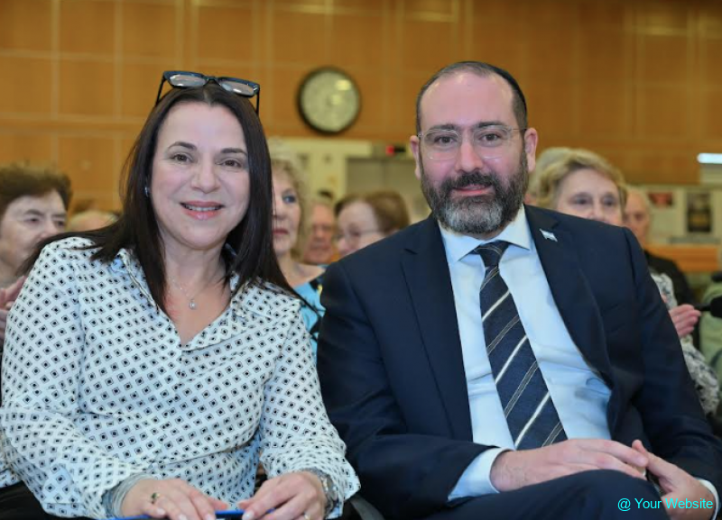 Residents at Israeli Assisted-Living Home Salute Argentina’s Milei for Pro-Israel Stand