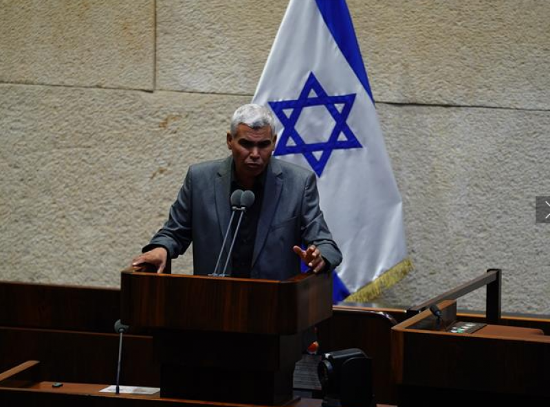 Chairman of the Knesset's Interior Committee Said Al-Kharomi died from a heart attack 