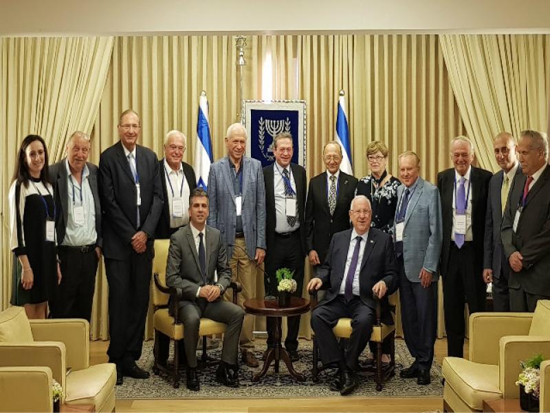 the government express the appreciation of Israeli society to the industrial leaders