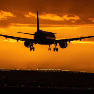 Middle East Airspace Closures Trigger Global Aviation Shockwave: 18,000 Flights Canceled