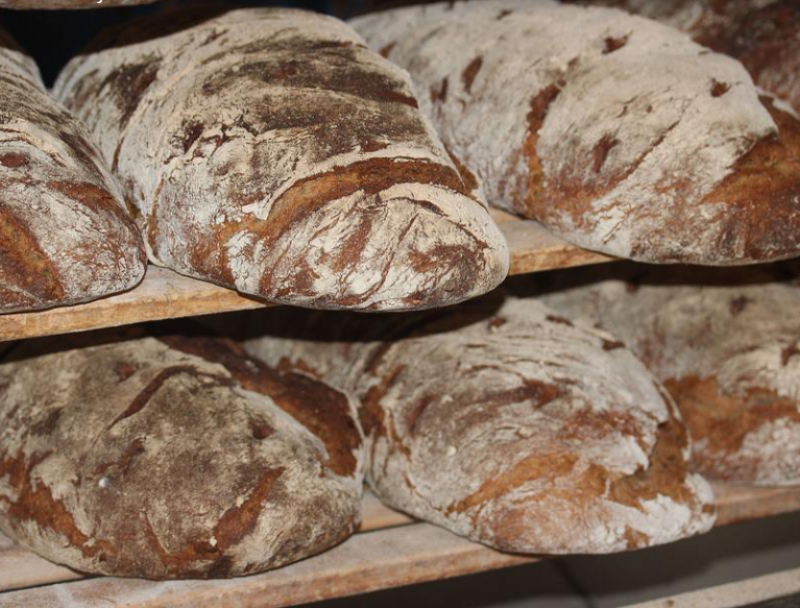 Emergency discussion on the Bread prices surge by 36% initiated by PM Lapid ended without decisions