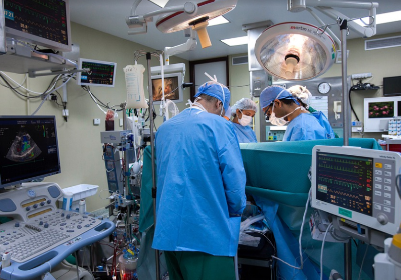 n recent days 527,233 Israelis have been diagnosed as positive for Corona 