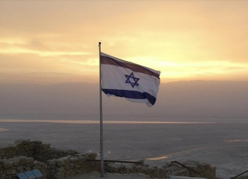  Israel's population has grown by about 160,000 and stands at about 9,449 million inhabitants