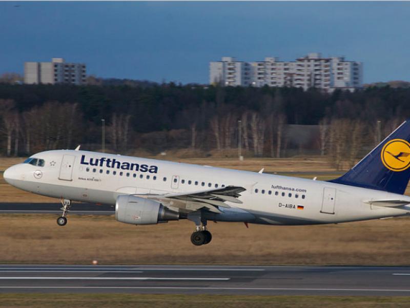 German Lufthansa announced the cancellation of its flights to Israel for at least 3 weeks