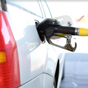  Gasoline prices will rise on Tuesday by 0.33 shekel per liter and amount to NIS 7.17