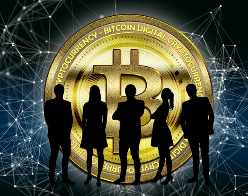  Finance Minister Avigdor Lieberman is promoting legislation to regulate virtual currencies