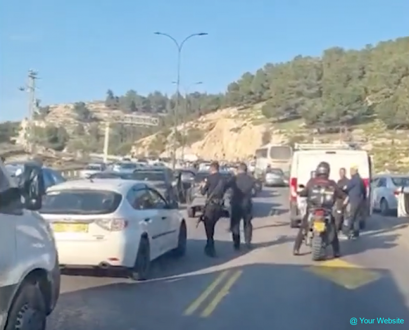 Terrorist Attack occured this morning on Route to Jerusalem Leaves One Dead and Several Injured