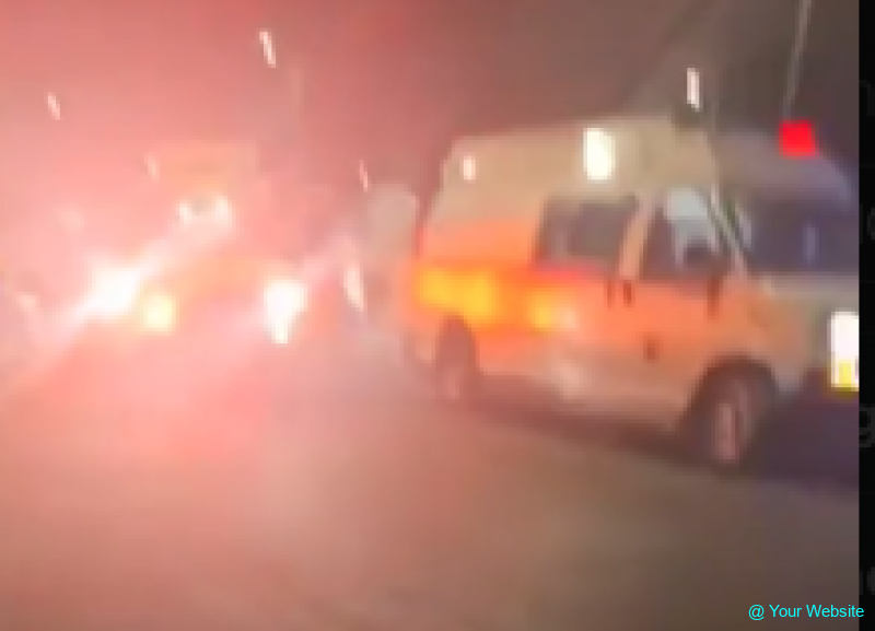 4 police officers have been injured tonight in a terrorist  attack near Kochav Yair