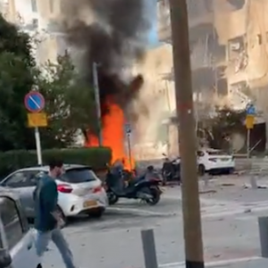 Sixth Overnight Barrage From Iran Hits Central Tel Aviv, Causes Heavy Damage; At Least 6 Injured