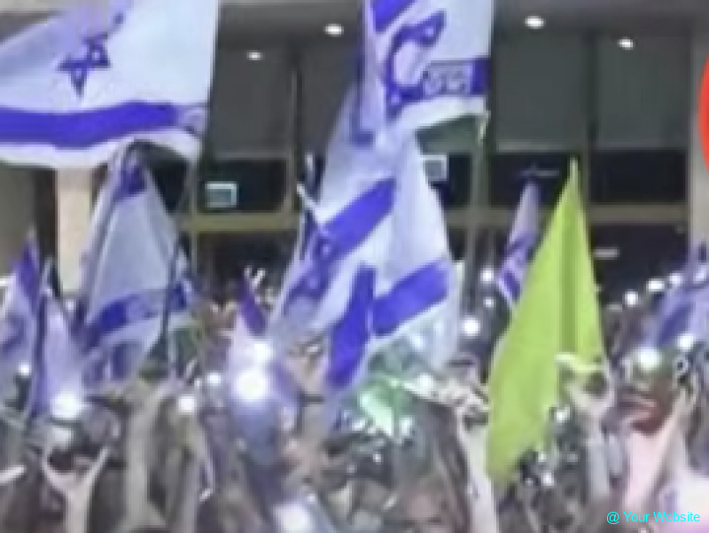 Thousands Rally in Tel Aviv Demanding State Inquiry Into October 7 Failures Ahead of Election