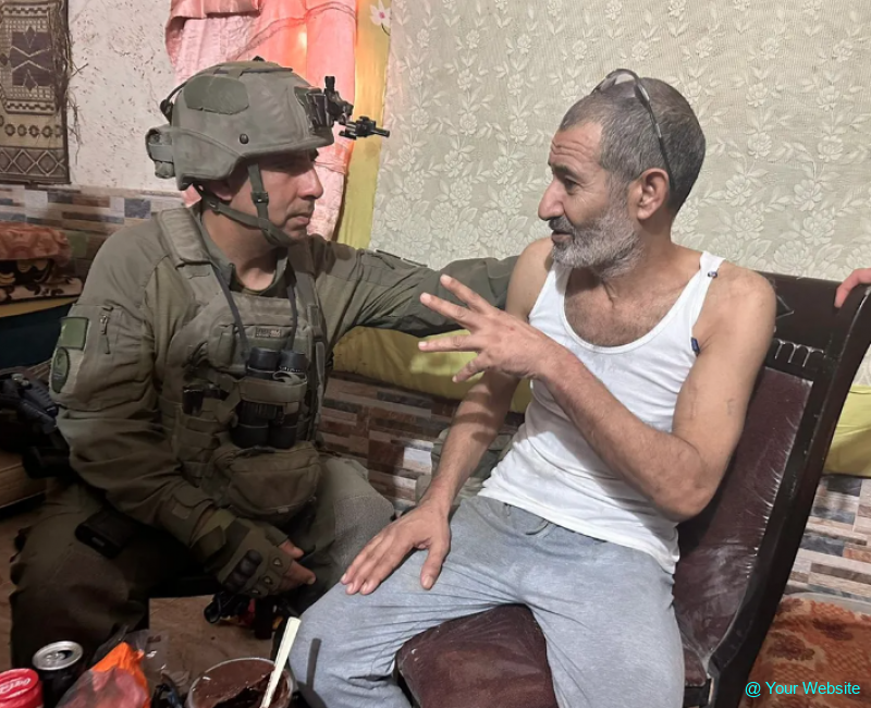 Israeli Hostage Rescued from a Gaza Tunnel After Nearly 11 Months: "It was a cruel captivity"