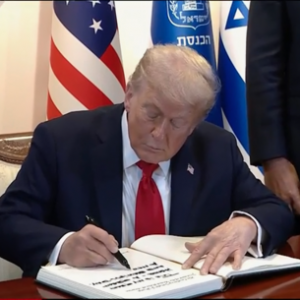 President  Trump Warns Iran Over Protest Crackdown Fueling Tensions and Anxiety in Israel