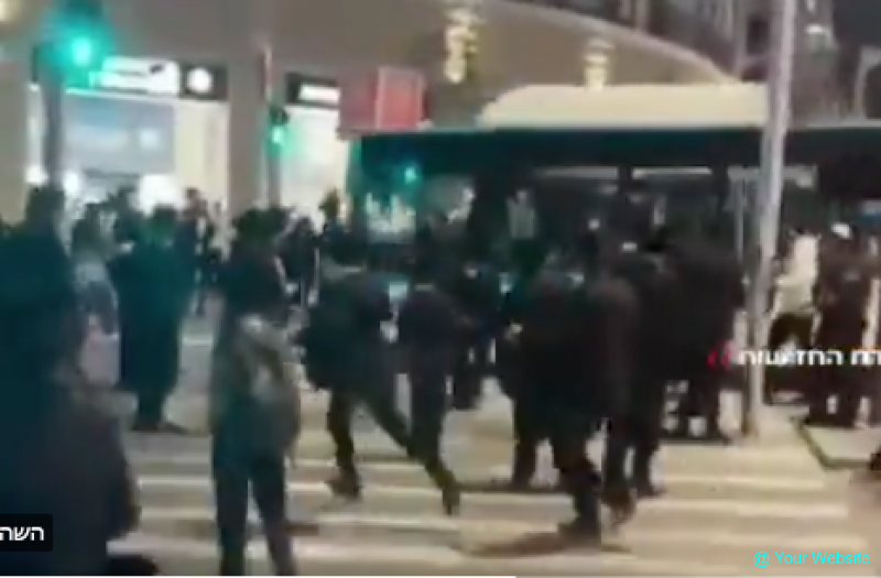 A Teen has been Killed as Bus Hits Protesters at Ultra-Orthodox Draft Rally in Jerusalem
